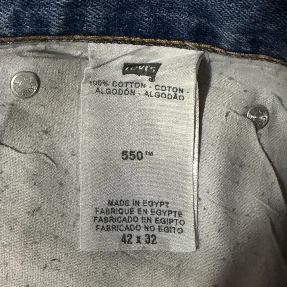 Levi's 550 Relaxed Fit Straight Leg Jeans Medium Wash‎ Men's Size W42 L32 EUC